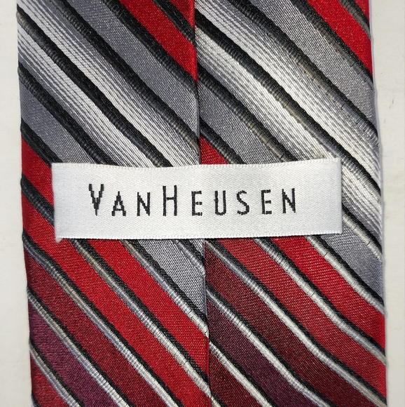 VAN HEUSEN Pre-tied Adjustable 100% Silk Career Dress Tie - Picture 3 of 4